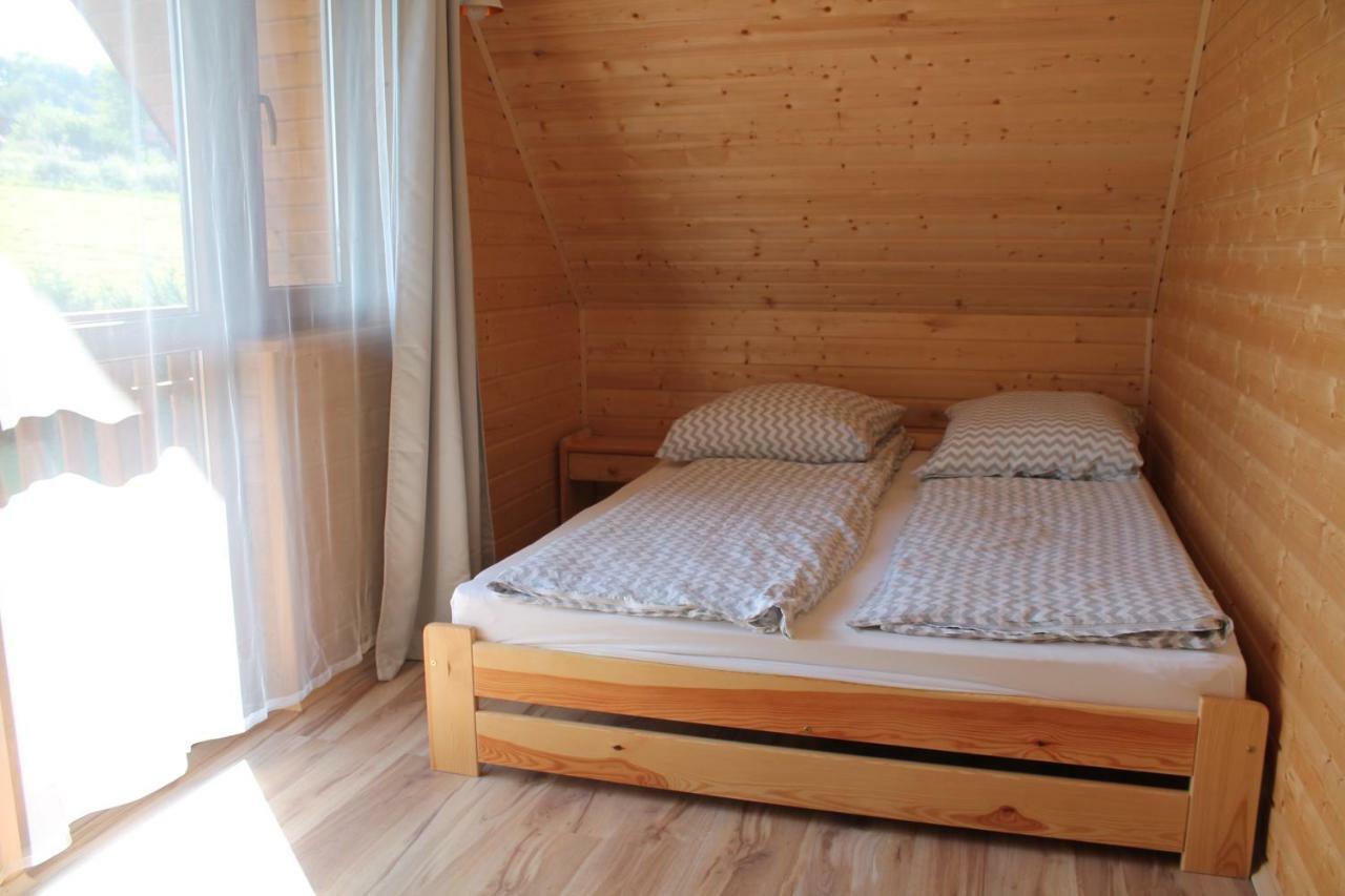 Caloroczne Domki Nad Zatoka Polańczyk Eksteriør billede