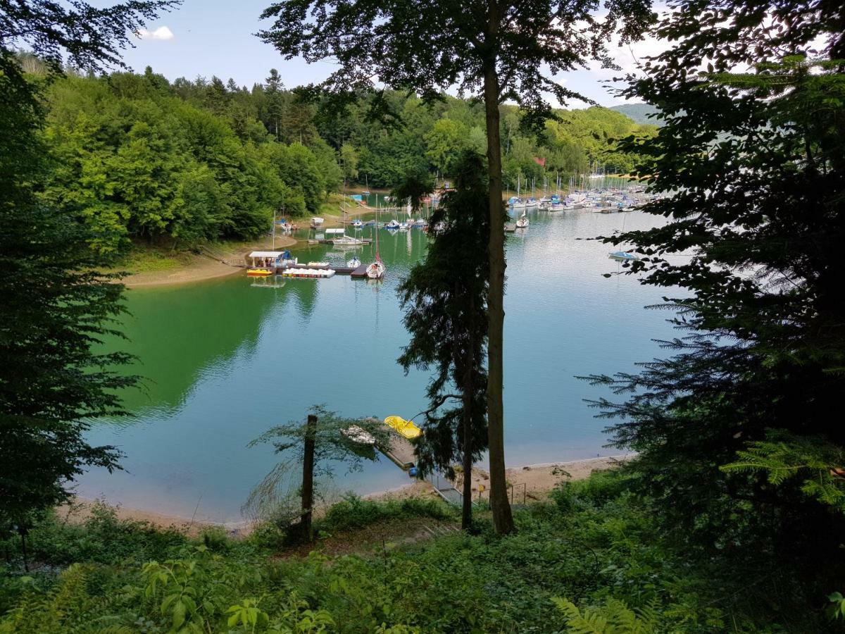 Caloroczne Domki Nad Zatoka Polańczyk Eksteriør billede