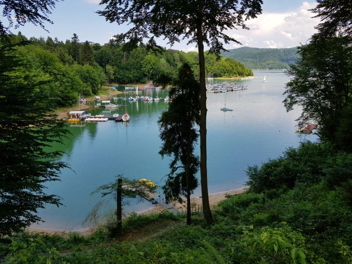Caloroczne Domki Nad Zatoka Polańczyk Eksteriør billede
